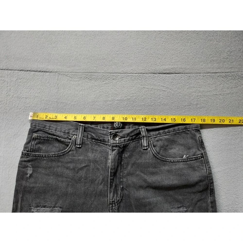 Urban Outfitters Men Jean Short 33 Gray Denim Distressed Bermuda Slim Fit Cozy